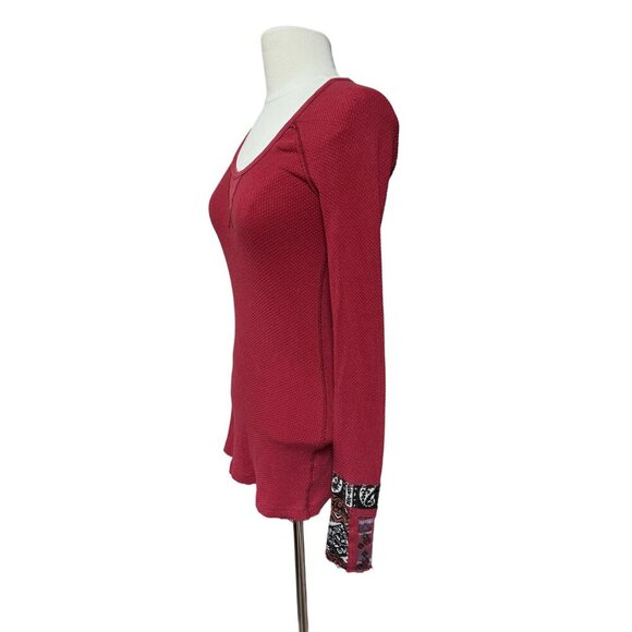 We The Free By Free People Red Thermal Top With Embroidered Sleeves Small - Picture 3 of 7